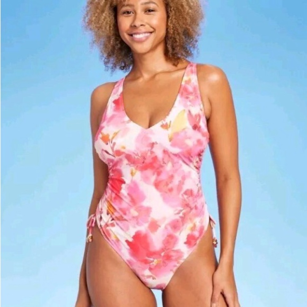 NWOT Shade & Shore Pink Floral Side-Tie Adjustable One-Piece Swimsuit